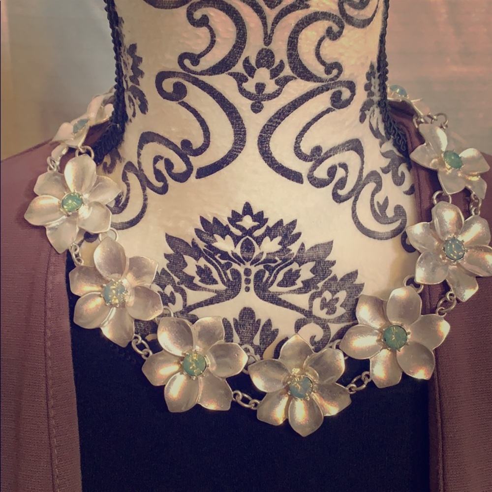 Silver flower necklace